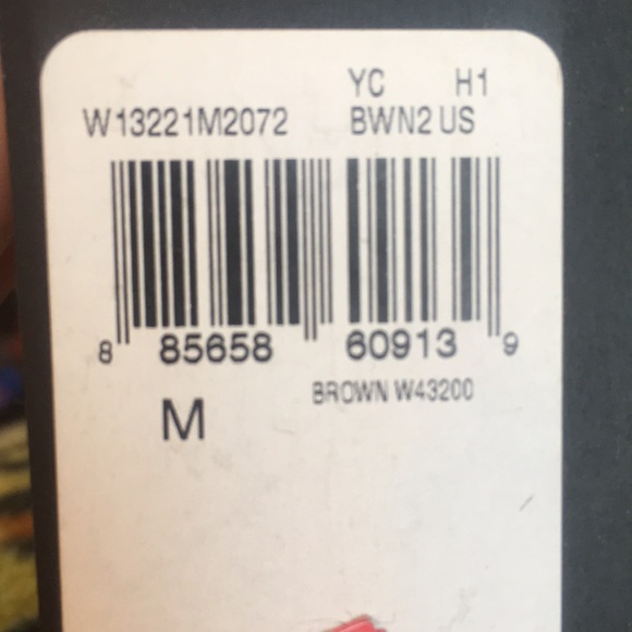 GUESS Brown Leather Jacket - Picture 7 of 7